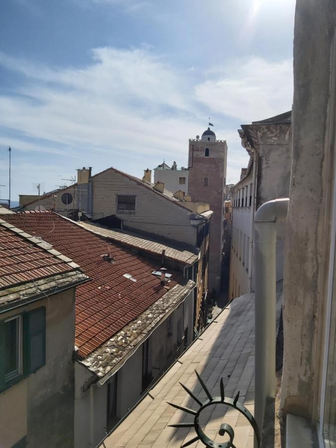 Costa E Mare Apartment Savona Bagian luar foto