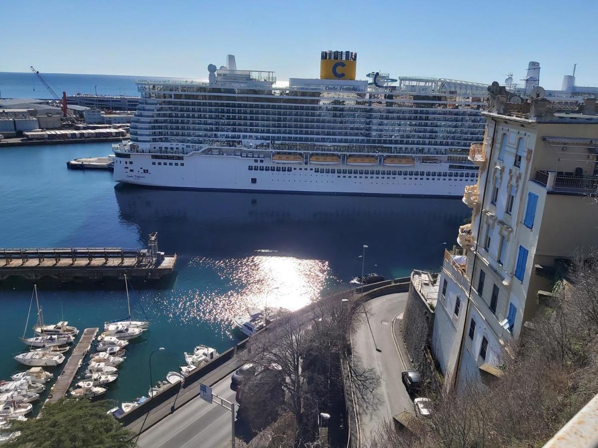 Costa E Mare Apartment Savona Bagian luar foto