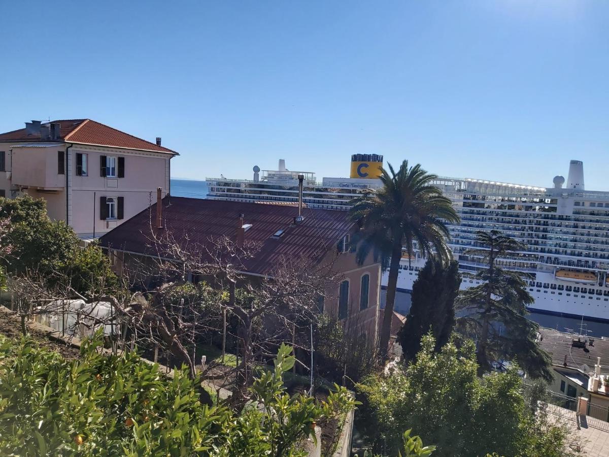 Costa E Mare Apartment Savona Bagian luar foto
