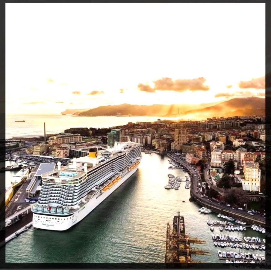 Costa E Mare Apartment Savona Bagian luar foto