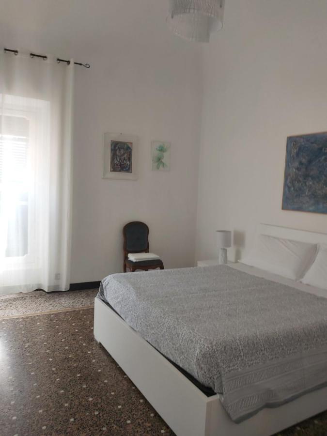 Costa E Mare Apartment Savona Bagian luar foto