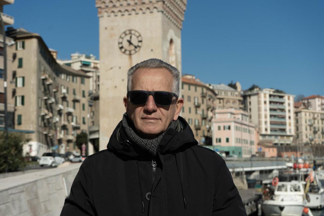 Costa E Mare Apartment Savona Bagian luar foto