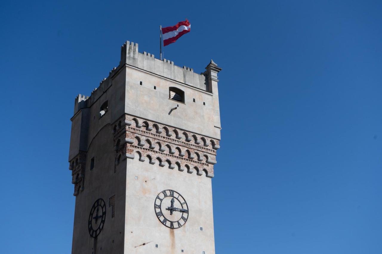 Costa E Mare Apartment Savona Bagian luar foto